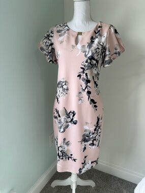 Elegant CK Pink Floral Sheath Dress by